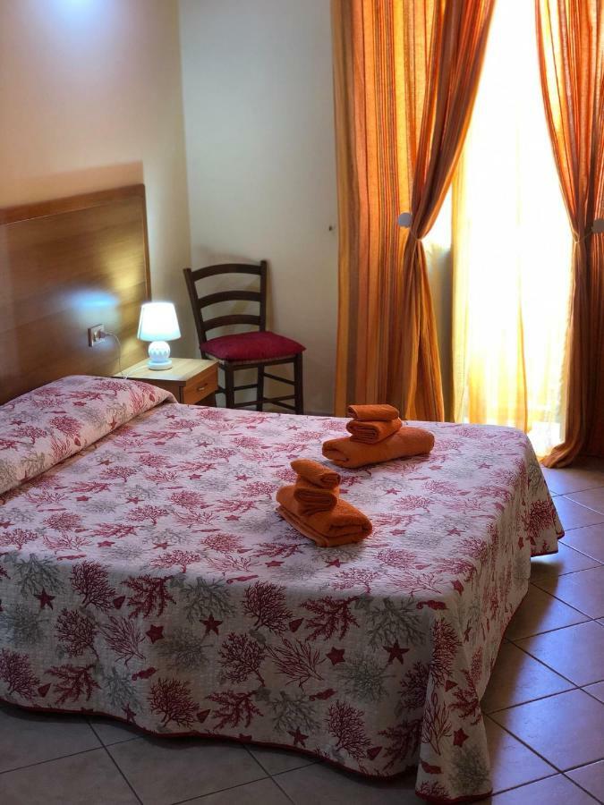 La Marina Bed & Breakfast