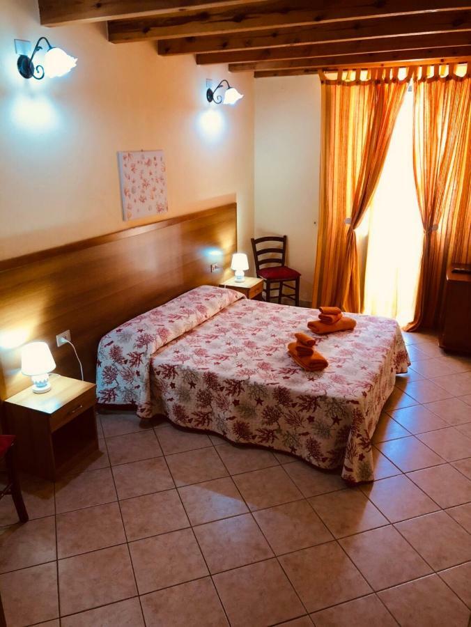 La Marina Bed & Breakfast